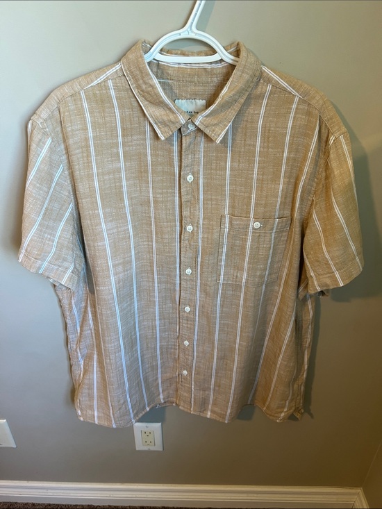 American Eagle Outfitters Other - American Eagle Men's Button-Up Short Sleeve Shirt 100% Cotton- Tan Stripe XL